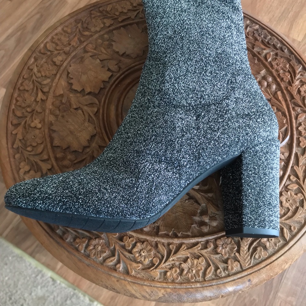 Fun Pewter Booties - Picture 7 of 8